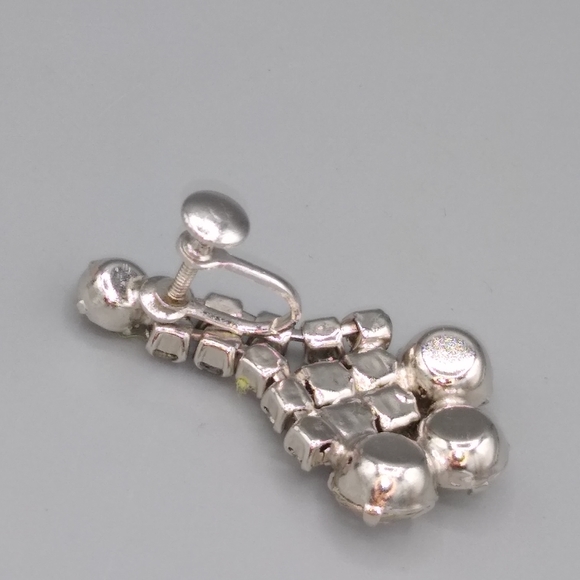 Girandole Rhinestone Chandelier Screw back Silver tone Earrings Vintage - Picture 12 of 16